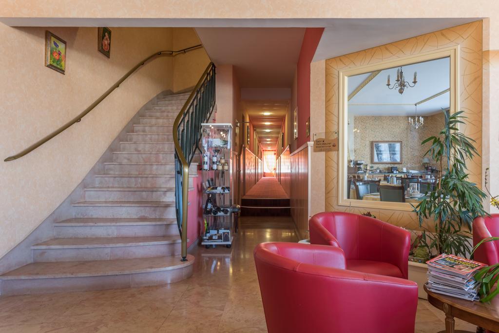 Hotel Bristol Châlons-en-Champagne Εξωτερικό φωτογραφία