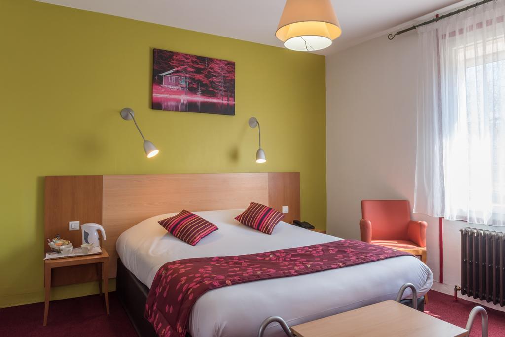 Hotel Bristol Châlons-en-Champagne Δωμάτιο φωτογραφία