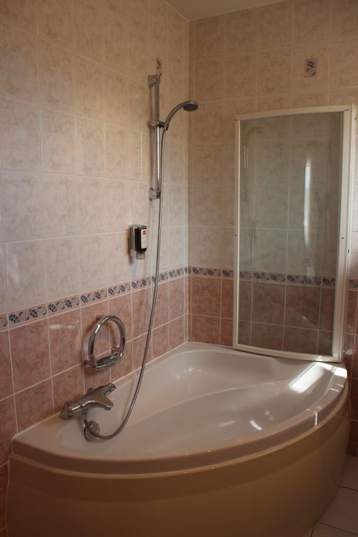 Hotel Bristol Châlons-en-Champagne Εξωτερικό φωτογραφία