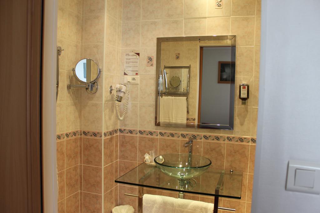 Hotel Bristol Châlons-en-Champagne Εξωτερικό φωτογραφία