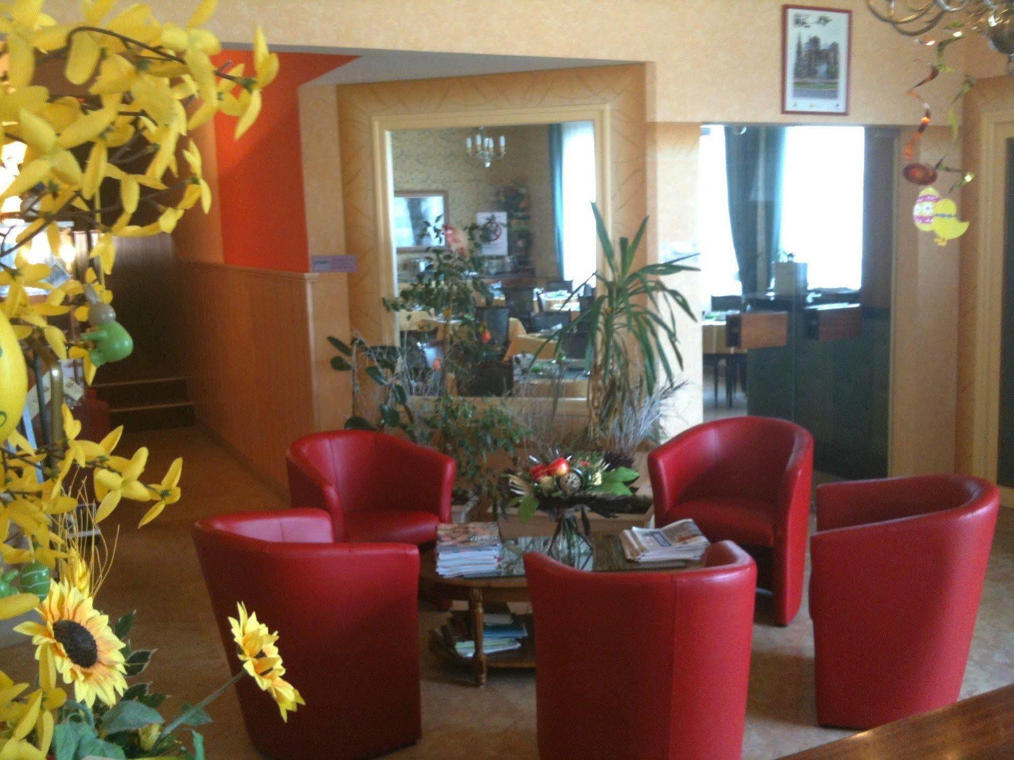 Hotel Bristol Châlons-en-Champagne Εξωτερικό φωτογραφία